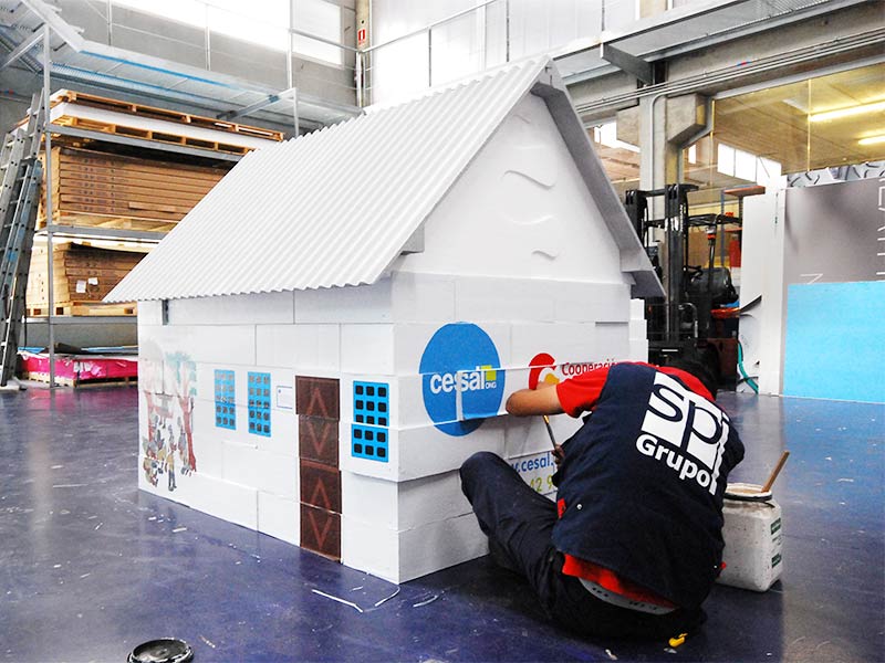 casa puzzle para evento solidario