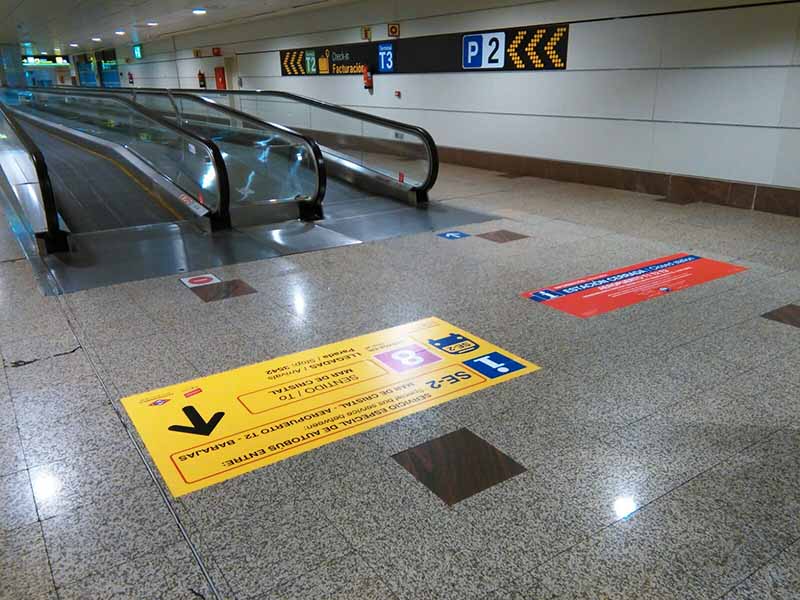 cartelería de obras metro