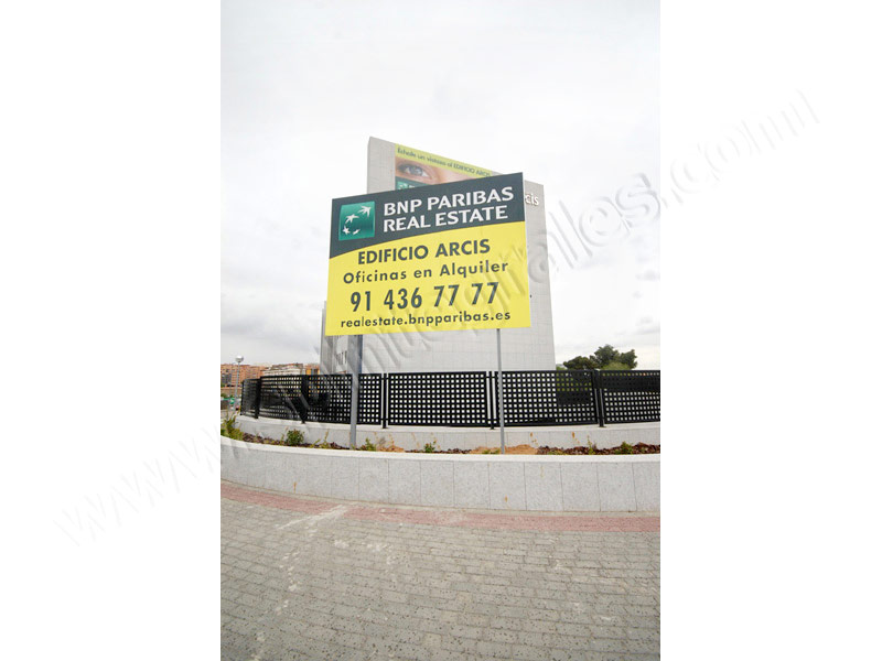 Anuncios en vallas publicitarias