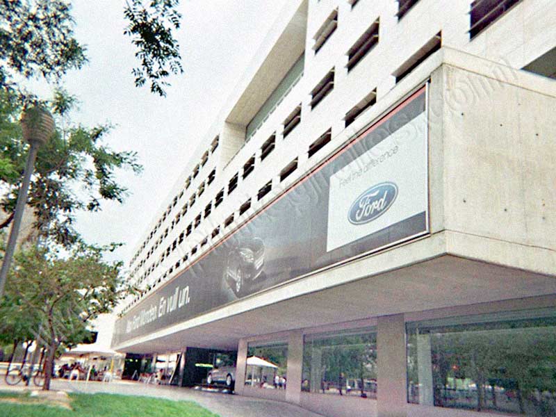Carteles de fachada